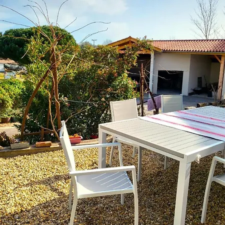 Villa De L'ouvroir Léon