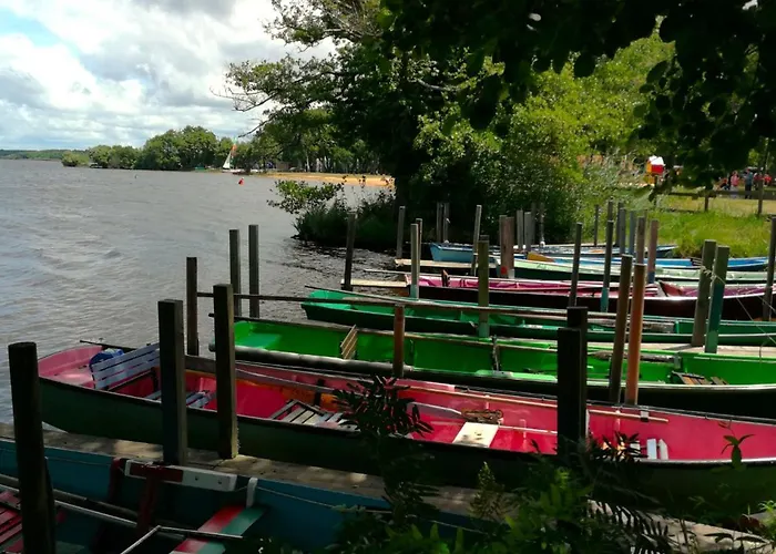 De L'ouvroir 빌라 Léon